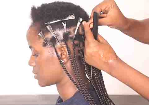 Step-by-step guide to getting knotless box braids